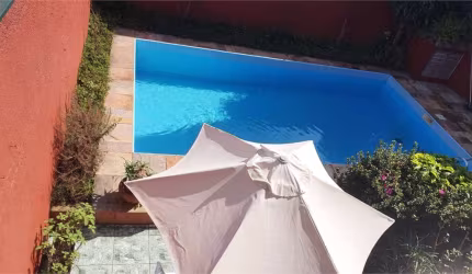 sobrado com piscina, 4 suites 450m²