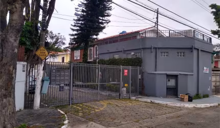 Excelente Casa Residencial / comercial - Preço abaixo do mercado - Ótima localização