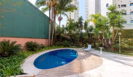 APTO EM MOEMA FORA DE ROTA ANDAR ALTO 210M2 3 DORMS 4 VAGAS PERTO DO PARQUE