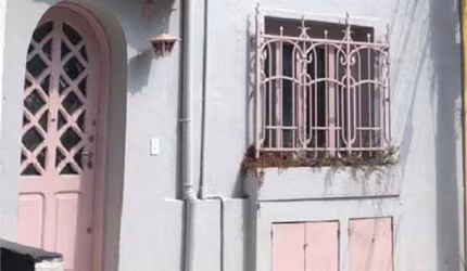 Casa de Vila no Jardim América com 150m2 de área útil, 68m2 de terreno 3 dormitórios e 2 vagas