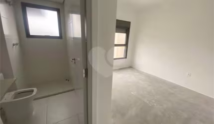 Apartamento com 500 m2, 5 suítes e 5 vagas, a venda na Vila Nova Conceição, bem perto do Ibirapuera