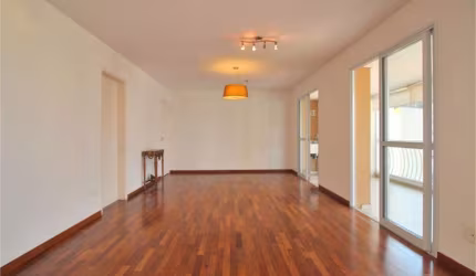 Apartamento com  3 suítes 3 vagas andar alto linda vista em condomínio clube da vila mariana