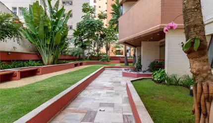 Apartamento amplo no coração da Vila Mariana em condomínio super agradável