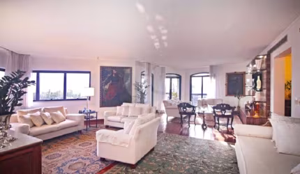 IMOVEL COM VISTA 360o PARA JARDIM EUROPA E AMERICA , COM 4 SUITES..