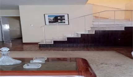 Casa em Ótima Localização no Brooklin, Hípica Paulista