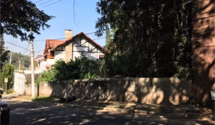 Terreno no Panambi / Morumbi com 770 m², local nobre e tranquilo, próximo ao Colégio Pio XII