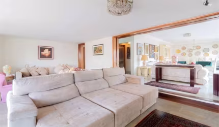 Apartamento à Venda em Moema Pássaros - 276m², 4 Dormitórios (3 Suítes), 3 Vagas de Garagem