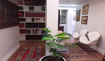 5 Salas Comerciais Unificadas para Locação por R$ 20.000,00 / Na melhor rua do Itaim / 180 m²
