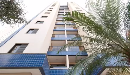 Apartamento, bem localizado na Pompéia. Varanda e linda vista, 2 dormitórios e 1 suíte!!