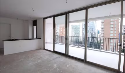 Apartamento à Venda na Vila Nova Conceição – 192m² – 3 Suítes – 3 Vagas – Varanda Integrada e Projeto Assinado