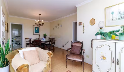 Apartamento com 3 dormitórios no Campo Belo