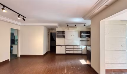 Apartamento com 2 dormitórios + home office, em Moema Pássaros, com 87,5m² próximo do Parque Ibirapuera.