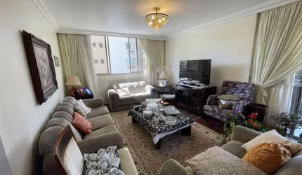 Apartamento de 200m² 4 dormitórios Vila Mariana