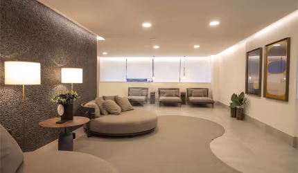 Luxo e exclusividade em um autêntico Lindenberg, localizado em  Moema
