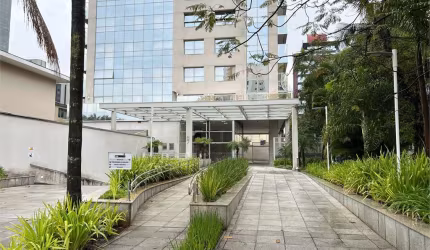 Venda de Conjunto sala comercial Berrini com 107 m²