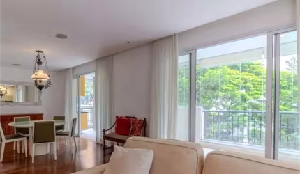 Apartamento de 221m2 , 4 dormitório no Paraiso