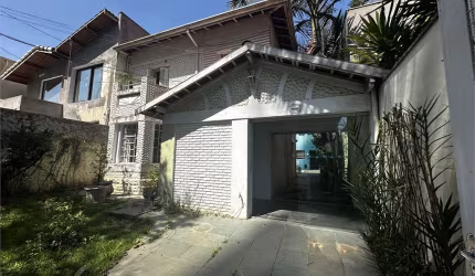 Casa de 241m² para Venda na Vila Nova Conceição - 3 Dormitórios 1 Suíte 2 Vagas