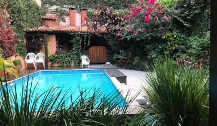 CASA - ESTILO FAZENDA - COM PISCINA