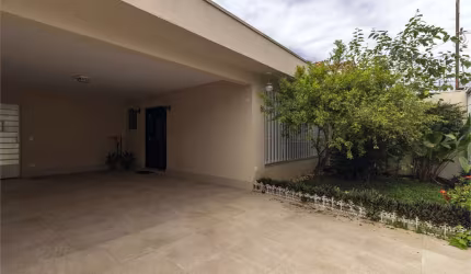 Casa Térrea à venda 300 m² de terreno