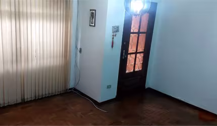 SOBRADO COM 03 QUARTOS , 02 SALAS, 02 VAGAS PARALELAS - 750MTS METRÔ ALTO DO IPIRANGA