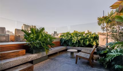 Cobertura duplex Pinheiros 242m² 3 suítes 3 vagas