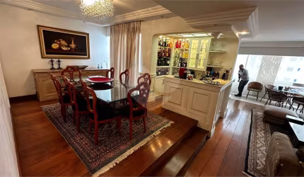 Apartamento no Planalto Paulista/Moema - 247m²- Fora de rota Ótima oportunidade.