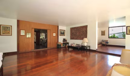 Jardim Luzitânia Casa à Venda / Locação