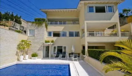 Casa dos Sonhos, rua tranquila, próxima ao Shopping Cidade Jardim.