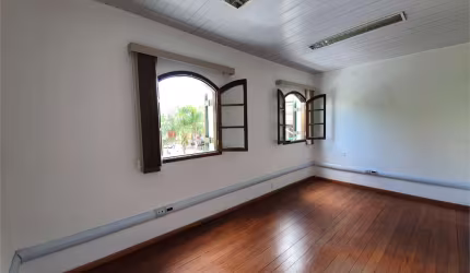 Casa-São Paulo-SANTA CECÍLIA | Ref.: REO399499