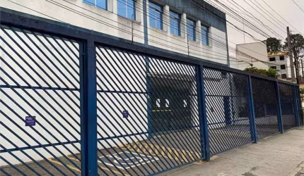 Imóvel comercial de 676m2 de area construída na Av. Whashington Luis