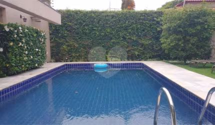 Casa a venda na Granja Julieta com 495m² de terreno.