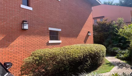 Sobrado muito bem localizado no Bairro Cidade Jardim