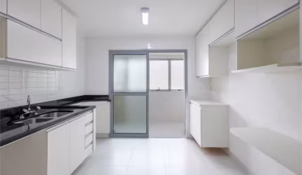 Itaim - 2 dormitórios - lavabo - 1 vaga - 92 m² AU - rua tranquila - reformado