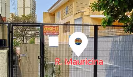 Casa no bairro de Vila Romana. Entrada 2 ruas, Para Reforma do seu jeito ou Projeto de Condomínio!