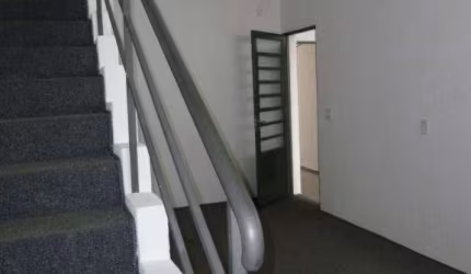 sobrado comercial na Vila Romana com garagem e edícula