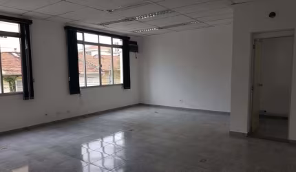 Sala comercial no coração da Chácara Santo Antonio