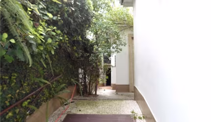 Imóvel comercial à venda na Rua Cel. Oscar Porto, Paraíso