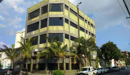 Prédio comercial disponível para venda ou locação no bairro Lapa