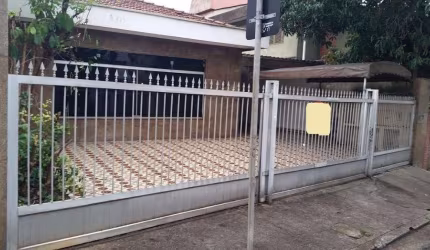 CASA COM DUAS FRENTES, PLANALTO PAULISTA, 03 DORMITÓRIOS, 01 SUITE, 15 VAGAS DE GARAGEM.