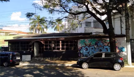 Casa Comercial à venda na Vila Mariana c/121m2 área construída