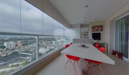 Apartamento com 4 dormitórios, 3 vagas na Barra Funda - Zona Oeste - SP