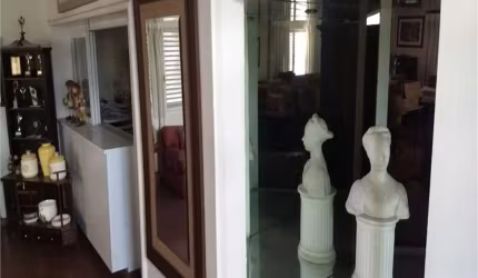 Casa-São Paulo-JARDIM PAULISTA | Ref.: REO585471