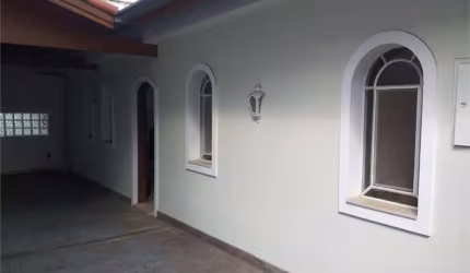 Imóvel Comercial ou Residencial  na Avenida Nossa Senhora da Assunção com 365 metros de terreno