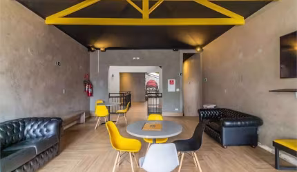 Casa Comercial à venda em PINHEIROS Área Útil: 233 m²