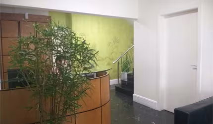 Prédio comercial para venda ou locação na Vila Mariana
