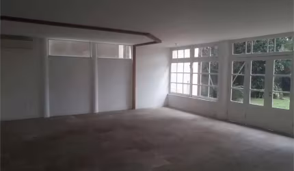 Casa no Pacaembu 300 m²