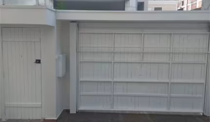 Casa comercial (sobrado) em Vila Nova Conceição! Excelente oportunidade