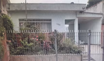 Casa Térrea p/Modernização na Chácara Inglesa - Terreno 10 x 30 - 450 m. metrô Pça da Árvore
