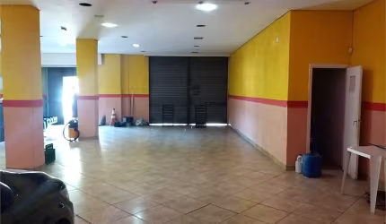 Salão Comercial para Alugar com 350 m2 na Barra Funda