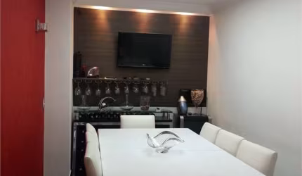 Apartamento-São Paulo-LAPA | Ref.: REO868904